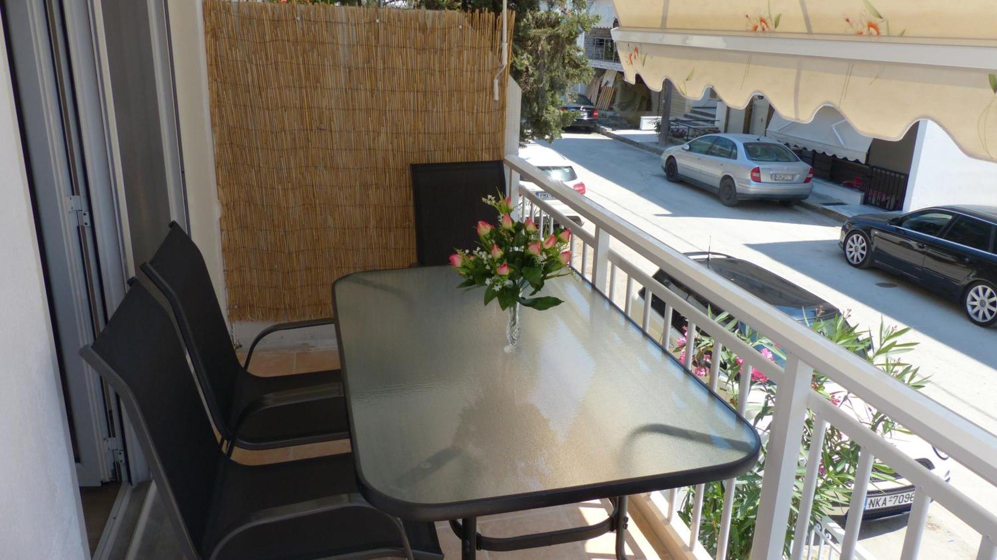 White Apartment 70M From The Sea Nea Peramos  Exterior photo